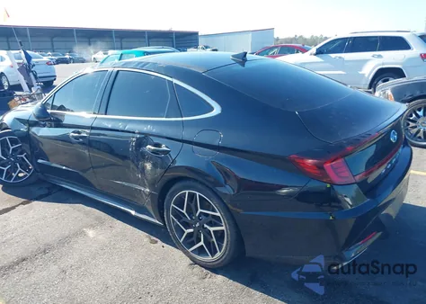 2021 Hyundai Sonata N Line z USA, uszkodzony, nr VIN 5NPEK4JC1MH131415